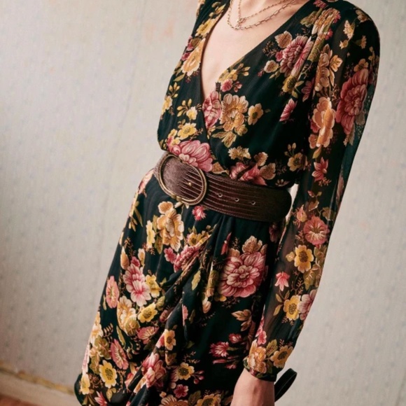 ZOEY DRESS  Russian Doll Print - Picture 2 of 3